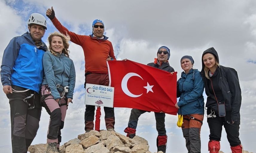 Ankara'dan Reşko'ya: 7 dağcının Cilo zirve yolculuğu