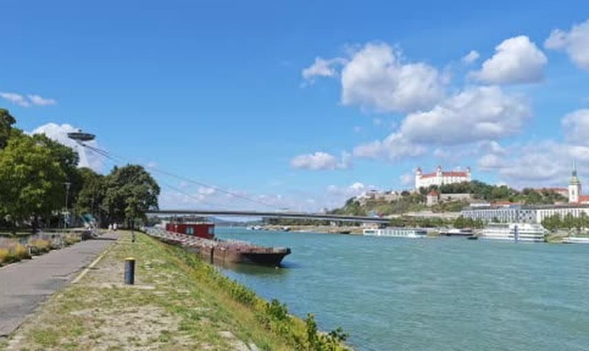 Tuna nehrinde su çekildi: Bratislava'da debi 1900'den beri en düşük seviyeye indi