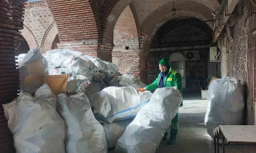 Osmangazi’de temizlik nöbeti: ekipler 7/24 sahada