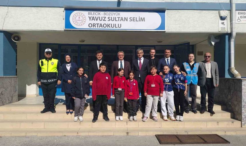 Kaymakam Helvacı yerinde inceleme yaptı: okullarda eğitim ve talepler masaya yatırıldı
