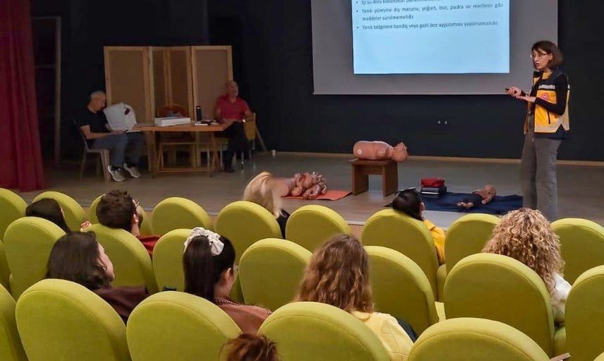 Afete hazırlık: Efeler Belediyesi personeli ilk yardımda güçleniyor