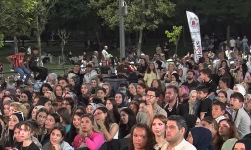 Kağıthane’de sahnede birlik ve 30 Ağustos coşkusu