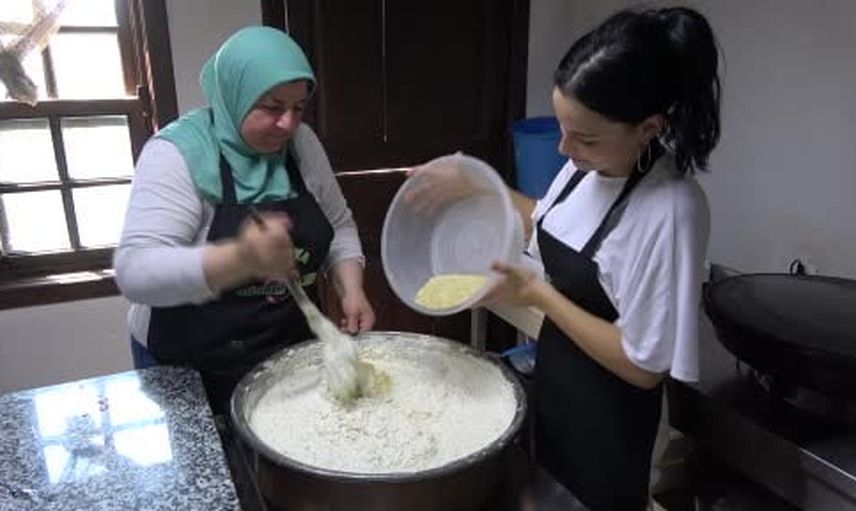 Sıkma tarhana Amasya'da yeniden sofrada: tescilli lezzetin hasadı sürüyor