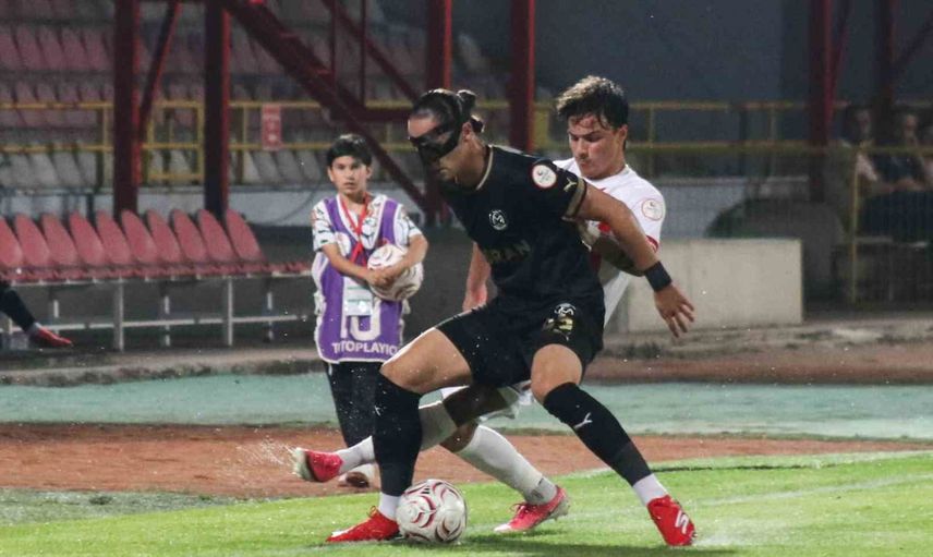 Manisa FK, Boluspor'u 2-1 mağlup ederek lige galibiyetle başladı