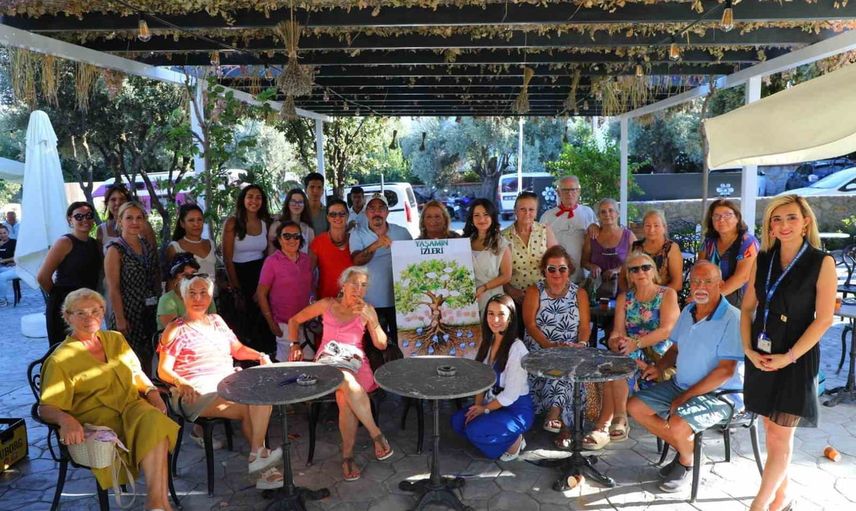 Emeklilere dijital okuryazarlık ve psikolojik destek bir arada