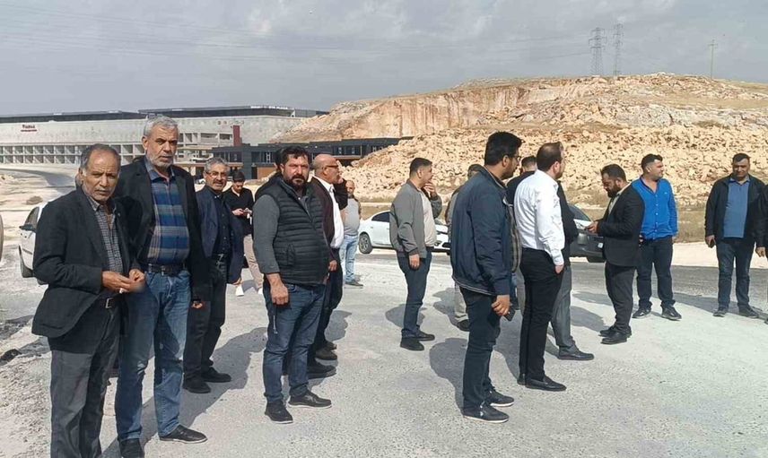 Şanlıurfa sanayi sitesi esnafı kavşak ve sinyalizasyon istiyor