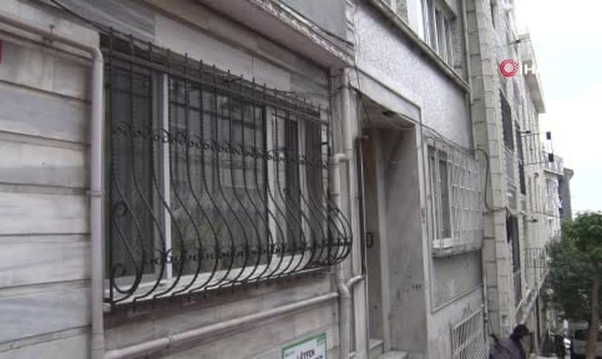 Koku ihbarı mahalleyi alarma geçirdi: Beyoğlu'da bir evde cansız beden bulundu
