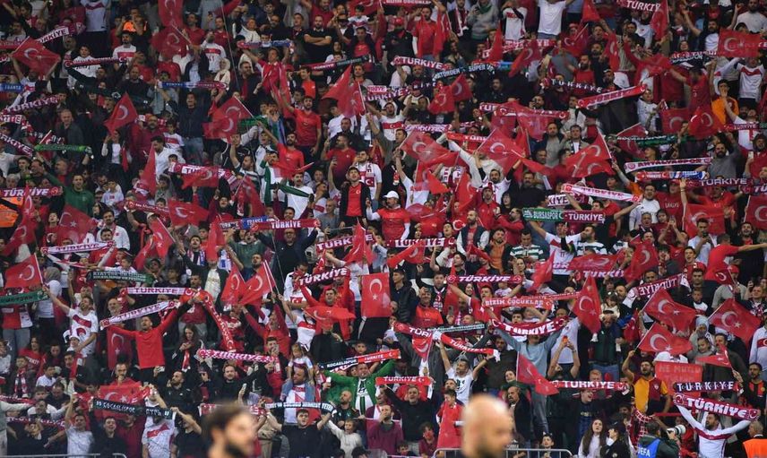 Kocaeli'de milli coşku: kırmızı beyaz ruh stadyumu sardı