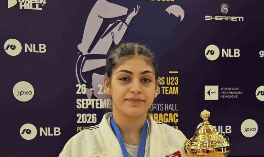 Manisa'nın gururu Hira Nur Turgut Kosova'da bireysel ve takımda madalyayla döndü