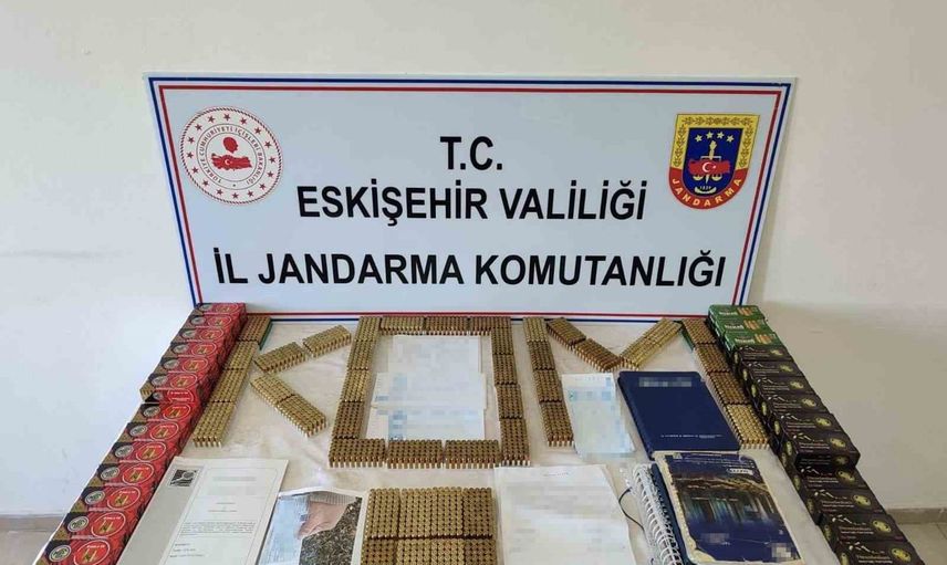 Eskişehir’de jandarmadan tefecilik yapılanmasına yönelik operasyon: 4 gözaltı