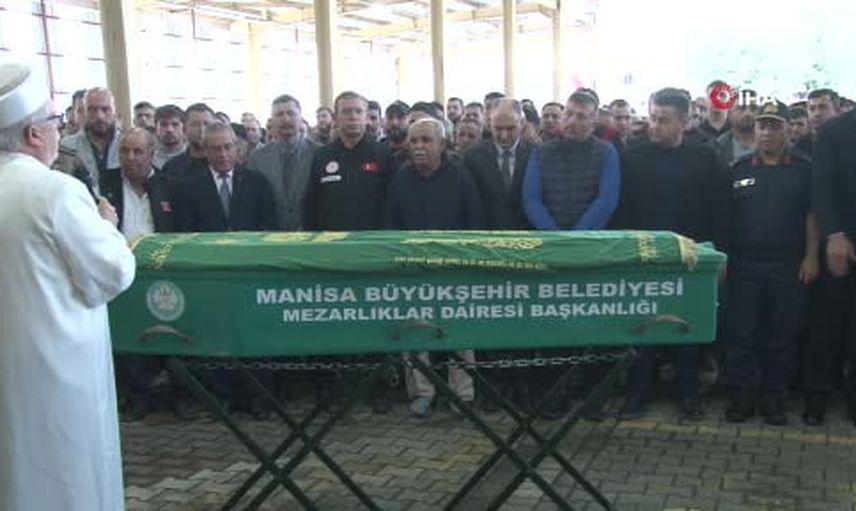 Soma göçüğünde yaşamını yitiren baba dualarla Kırkağaç'ta toprağa verildi