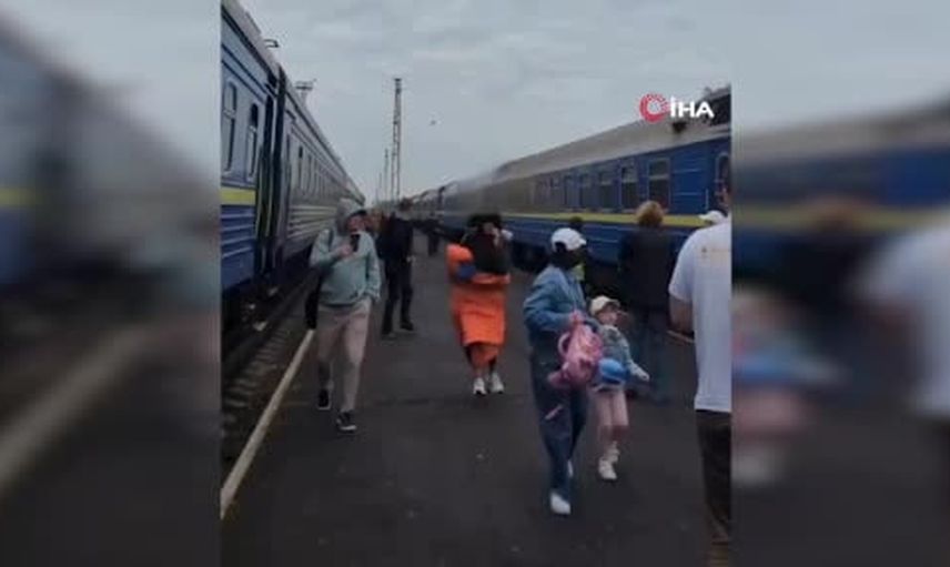 Yahodyn'de tren vuruldu; Johnson'un geçtiği hat hedef alınmış olabilir