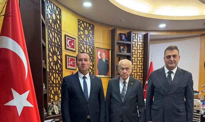 MHP Bursa'da yönetim değişimi: tek aday Mehmet Emin Özcanbaz öne çıkıyor