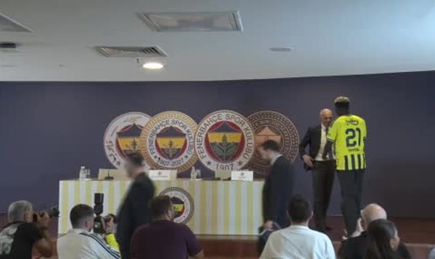 Genç stoper Kojo Peprah Oppong Fenerbahçe'ye katıldı: rekabet ve sorumluluk üstlendi