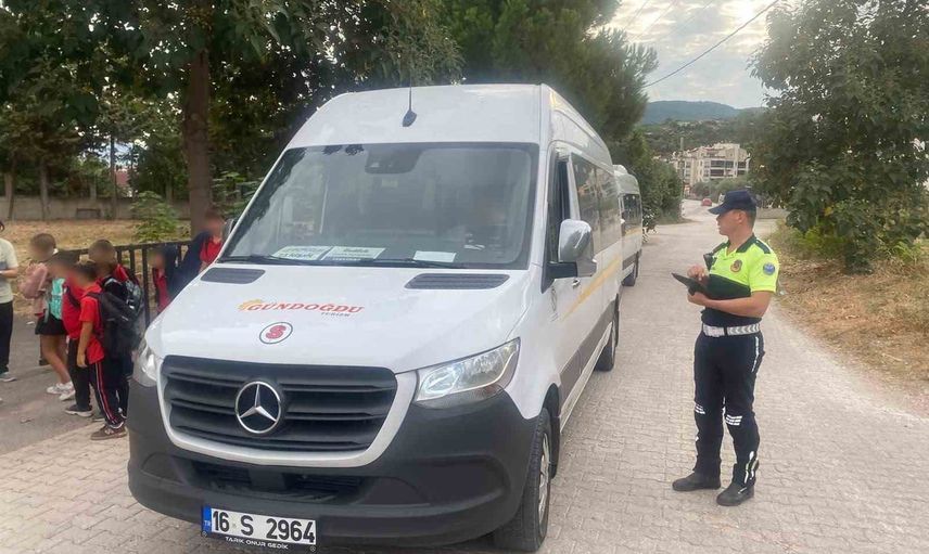 Okul çevrelerinde güvenli eğitim için jandarmadan sıkı denetim