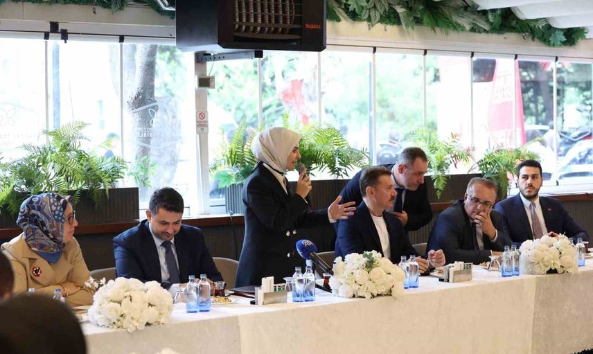 Mahalle bağını güçlendirin: muhtarlar sosyal hizmet ağının ilk halkası