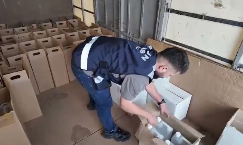 Samsun'da iki ilçede ele geçirilen 1 ton 122 litre etil alkol soruşturması