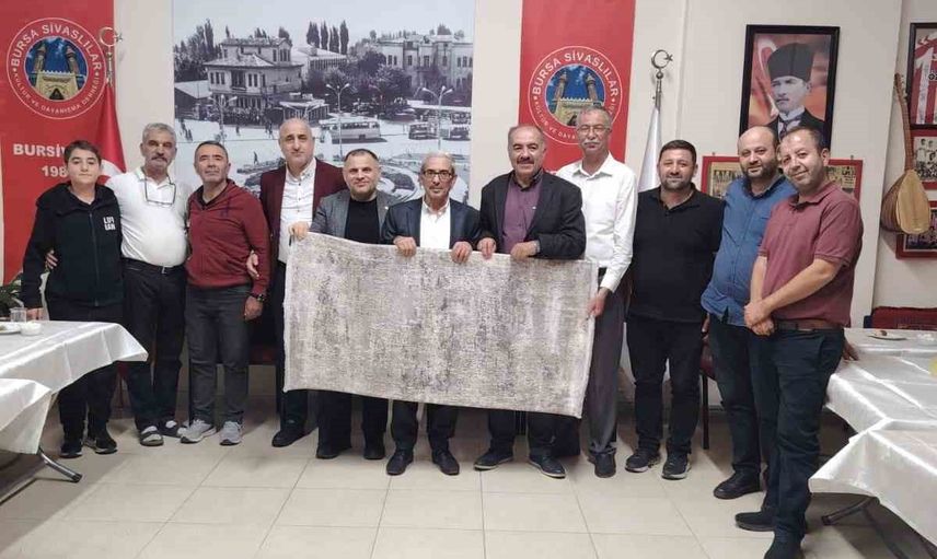 Sivas'ı ve hayatı anlattı: Hayri Aydınlı'dan gönül köprüleri