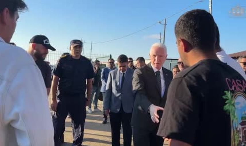 Vali Davut Gül Silivri açıklarında enkazı inceledi, arama-kurtarma çalışmaları sürüyor