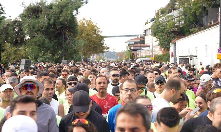Maratonda 'bir sonraki durak mamografi' mesajı: meme kanserinde erken tanı ve 20'li yaşlara dikkat