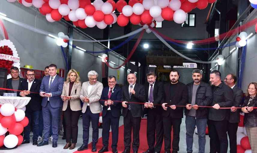 Altıeylül’e hizmet hızını artıracak yeni araç bakım merkezi açıldı