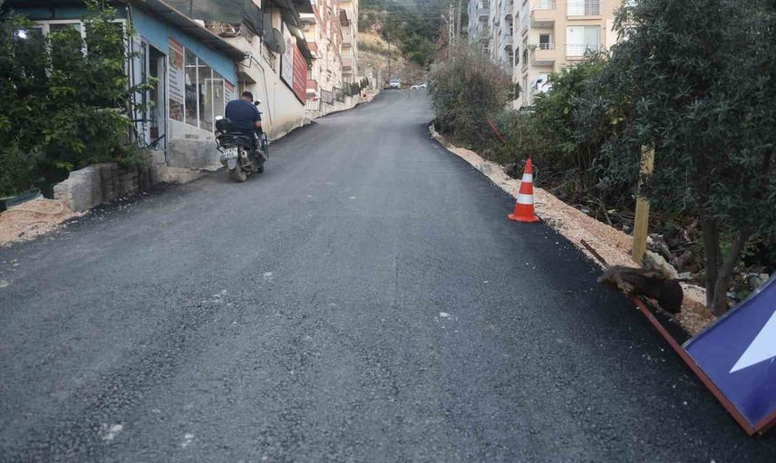Kaza yokuşunda hayatını kaybeden kadının ardından mahalle istinat duvarı istiyor