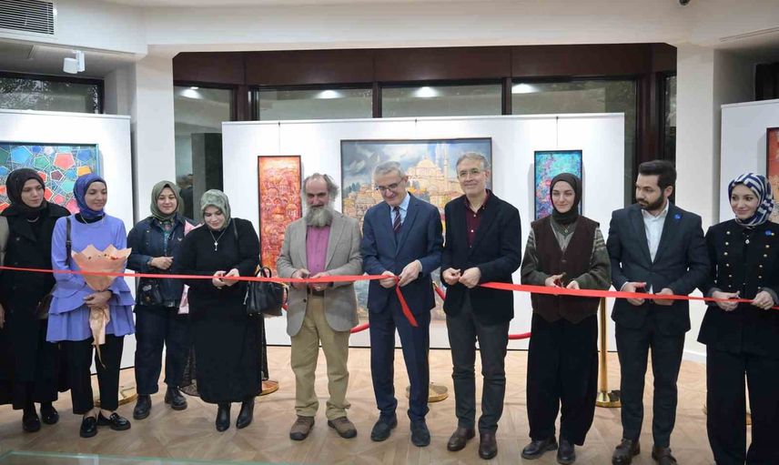 Esenyurt’te resimle kuşaklar arası köprü kuruldu