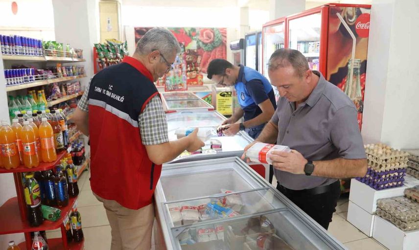 Nazilli'de marketlerde hijyen ve fiyat uyumu için kapsamlı denetim