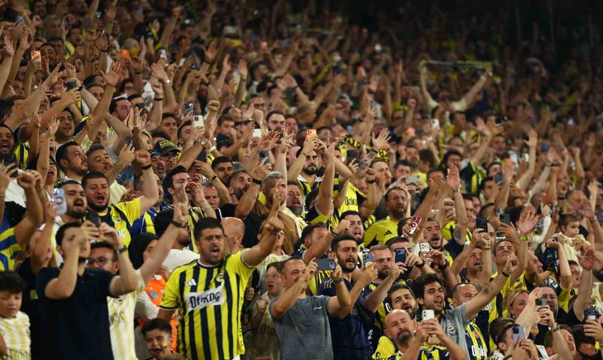 Kazanan 11'le Kadıköy'de: Kartal derbide kadroyu bozmadı