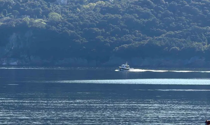 Amasra açığında kaybolan maden işçisi için deniz, hava ve kara araması sürüyor