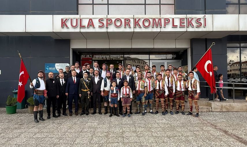 Kula'da cumhuriyet coşkusu