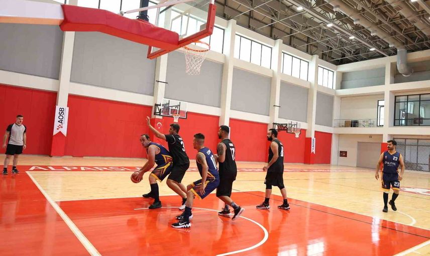 Sanayide pota başı rekabet: AOSB 3. geleneksel basketbol turnuvası başladı
