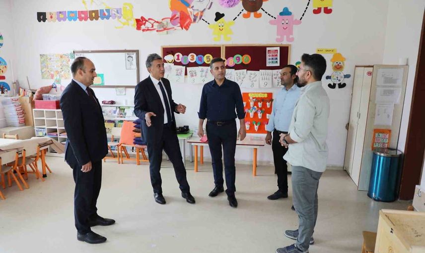 Ağrı'da okullar yeni döneme sahada hazırlanıyor