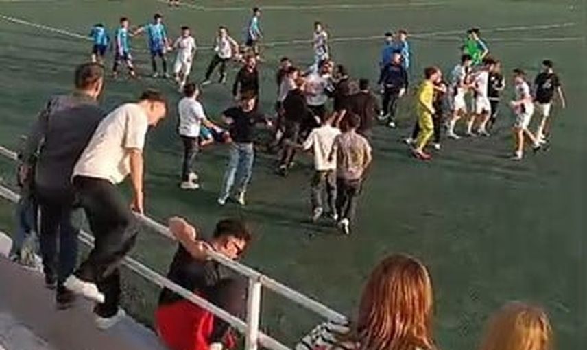 Karabük'te U17 maçında kavga çıktı, karşılaşma tatil edildi