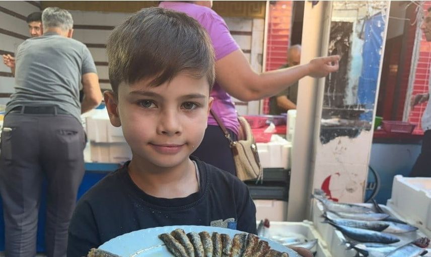Tavşanlı balık pazarında yeni sezon bereketi