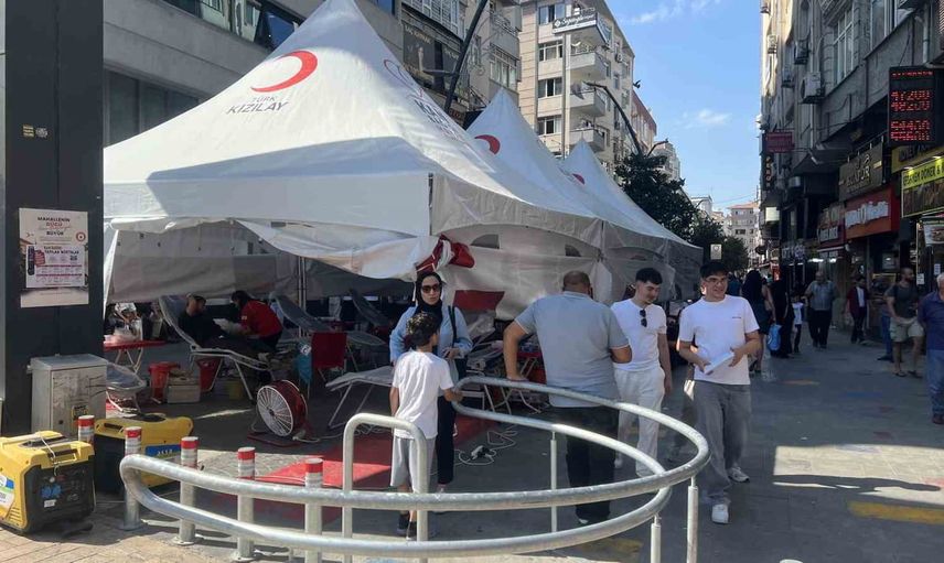 şirinevler meydanında kan bağışı çadırı tartışması