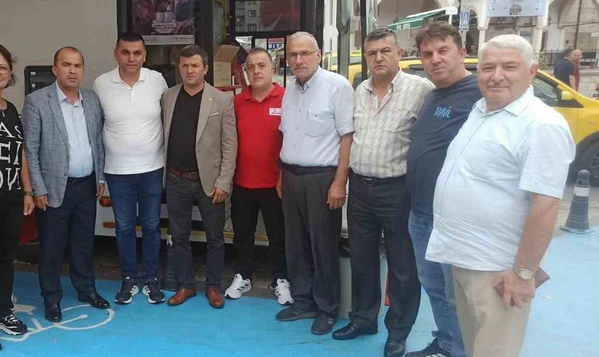 Devrek muhtarları kan vererek dayanışma örneği gösterdi