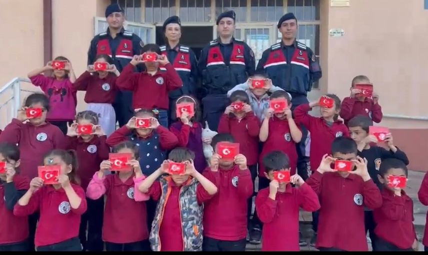 Bilecik’te jandarmadan öğrencilere millî ve manevi değer buluşması