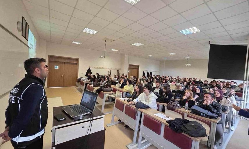 Erzincan üniversitelerinde narkorehber ile uyuşturucuyla mücadele güçlendirildi