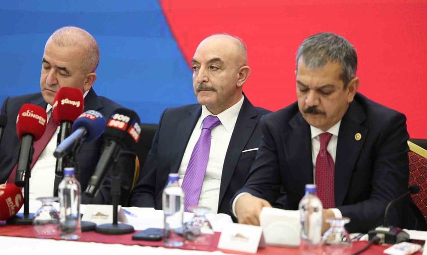 Terörsüz Türkiye için ön koşul: PKK/KCK'nin silahsızlandırılması ve siyasi entegrasyonu