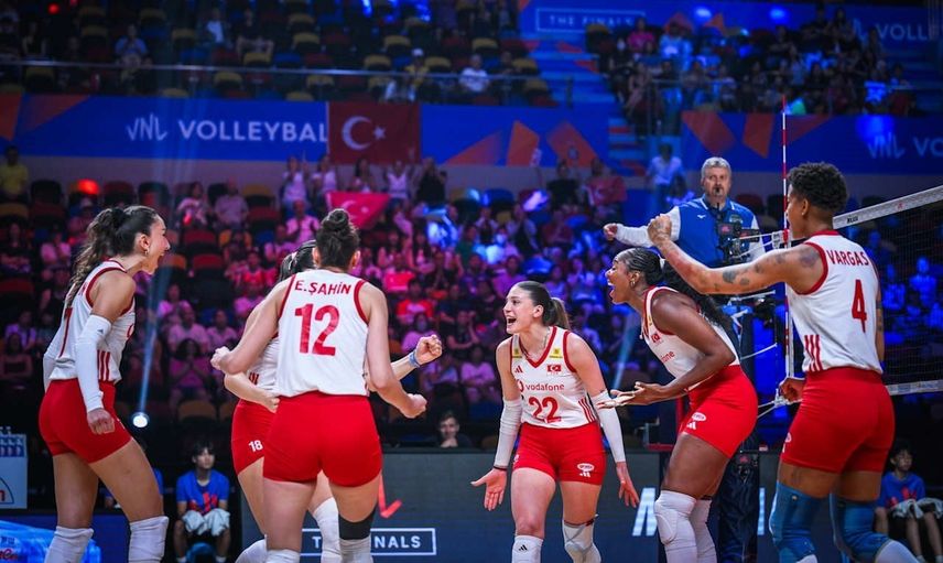 Filenin Sultanları, İstanbul'da ev sahibi avantajıyla parkeye çıkıyor