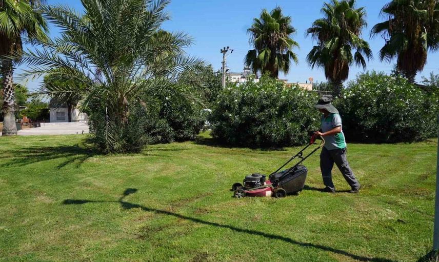 Kepez’te parklara yönelik kapsamlı bakım seferberliği