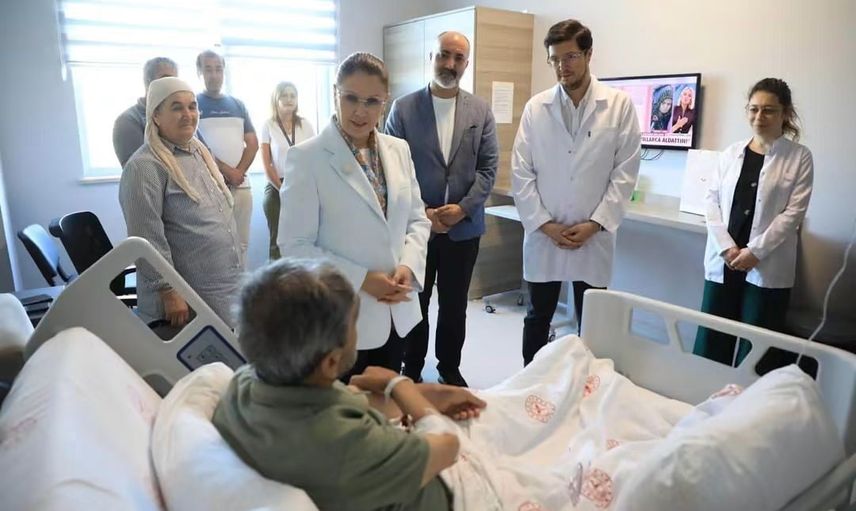 Valinin ziyareti: Kıbrıs gazisi Ali Soyöz'ü ve hastaları ziyaret etti