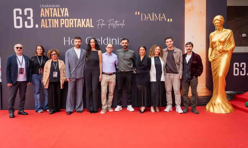 Altın Portakal'da yarışan yapımlar seyirciyle buluştu