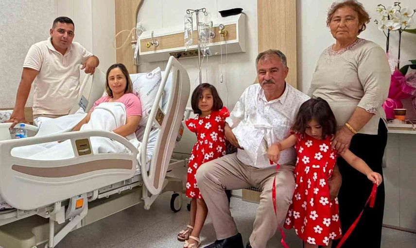 Beyağaç'ta aileye yeni neşe: başkan Pütün üçüncü torunuyla buluştu