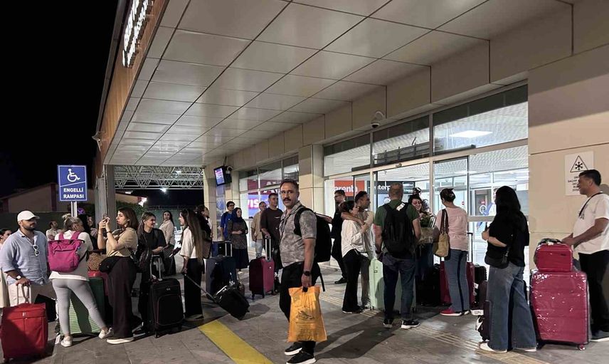 Tahran'dan Van'a doğrudan uçuşlarla turizmde yeni bir kapı açıldı