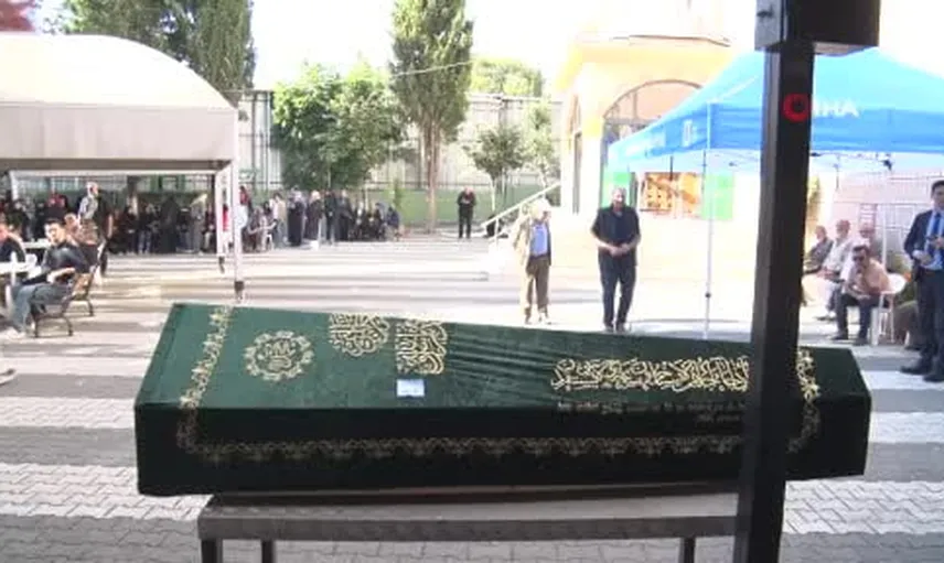 Maltepe enkazında yaşamını yitiren Hüseyin Özkurt dualarla uğurlandı