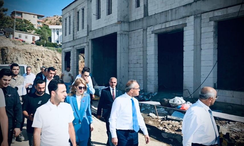 Doğanyol’da yatırımlar sahada: konut, gölet ve yol projeleri yerinde incelendi