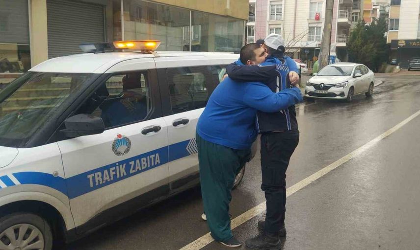 Kocaeli zabıtası denetimde sıkı, ihtiyaç sahibinde şefkatli