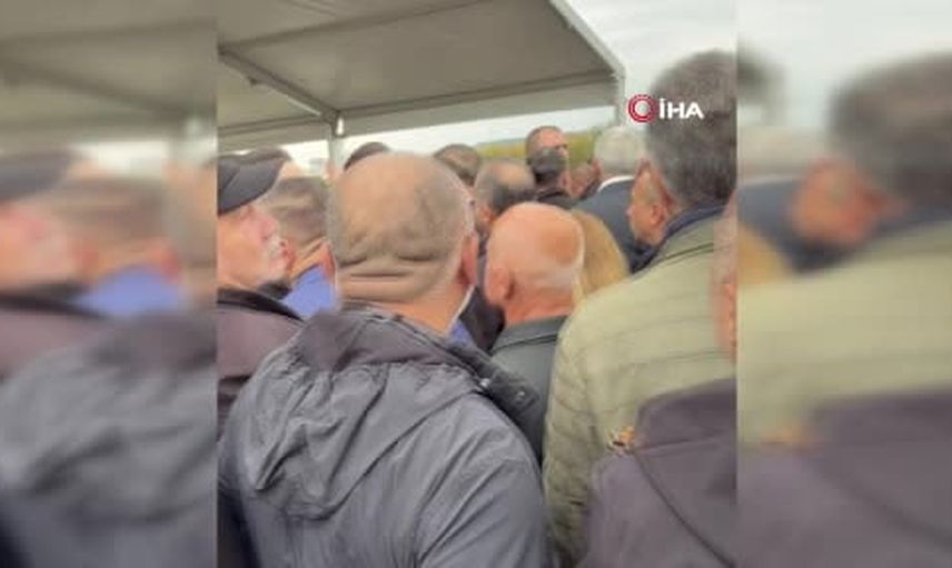Maltepe'de Sivas kültür günlerinde sözlü gerilim: CHP ve YENİ Parti temsilcileri karşı karşıya